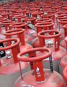 Ensure smooth supply of cooking gas during festivals: Government